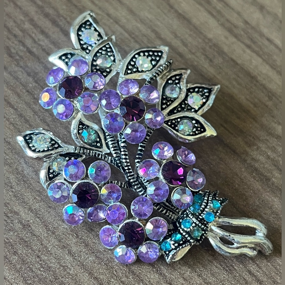 Vintage Signed Nina Ricci Avon Flower Brooch Bouquet Silver Tone AB Purple Blue